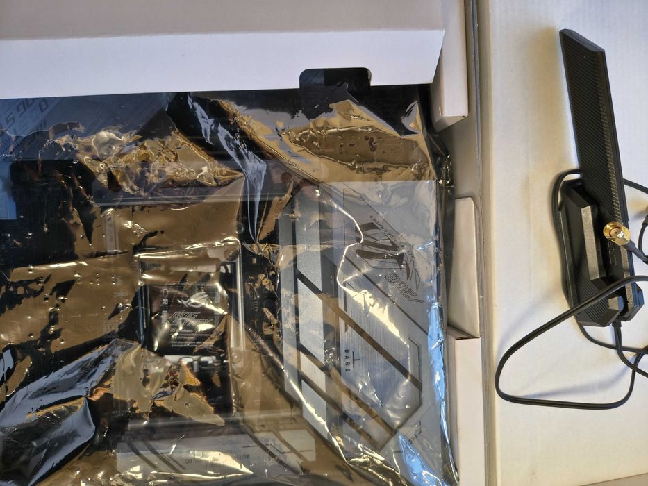 Дъно ASUS ROG Strix B650-A Gaming WiFi - socket AM5