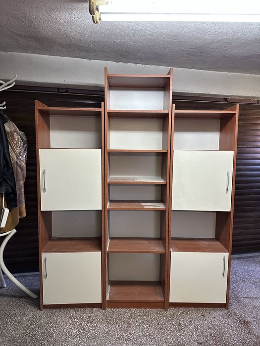 Три броя секции