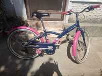Vând 2 biciclete copii  B-TWIN 20 /24
