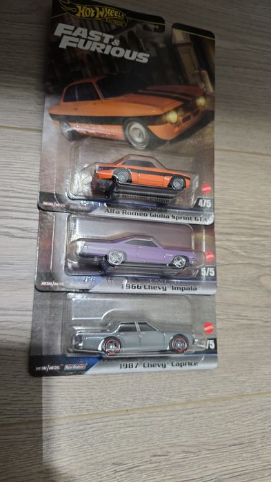 Hotwheels Mainline si Premium (Pachete la preț avantajos)