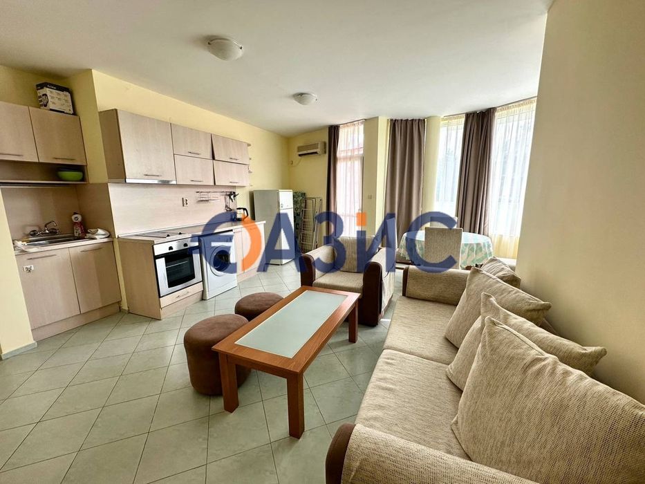 Апартамент с 2 спални в комплекс Пироп Сити, 97 кв. м., Слънчев бряг,