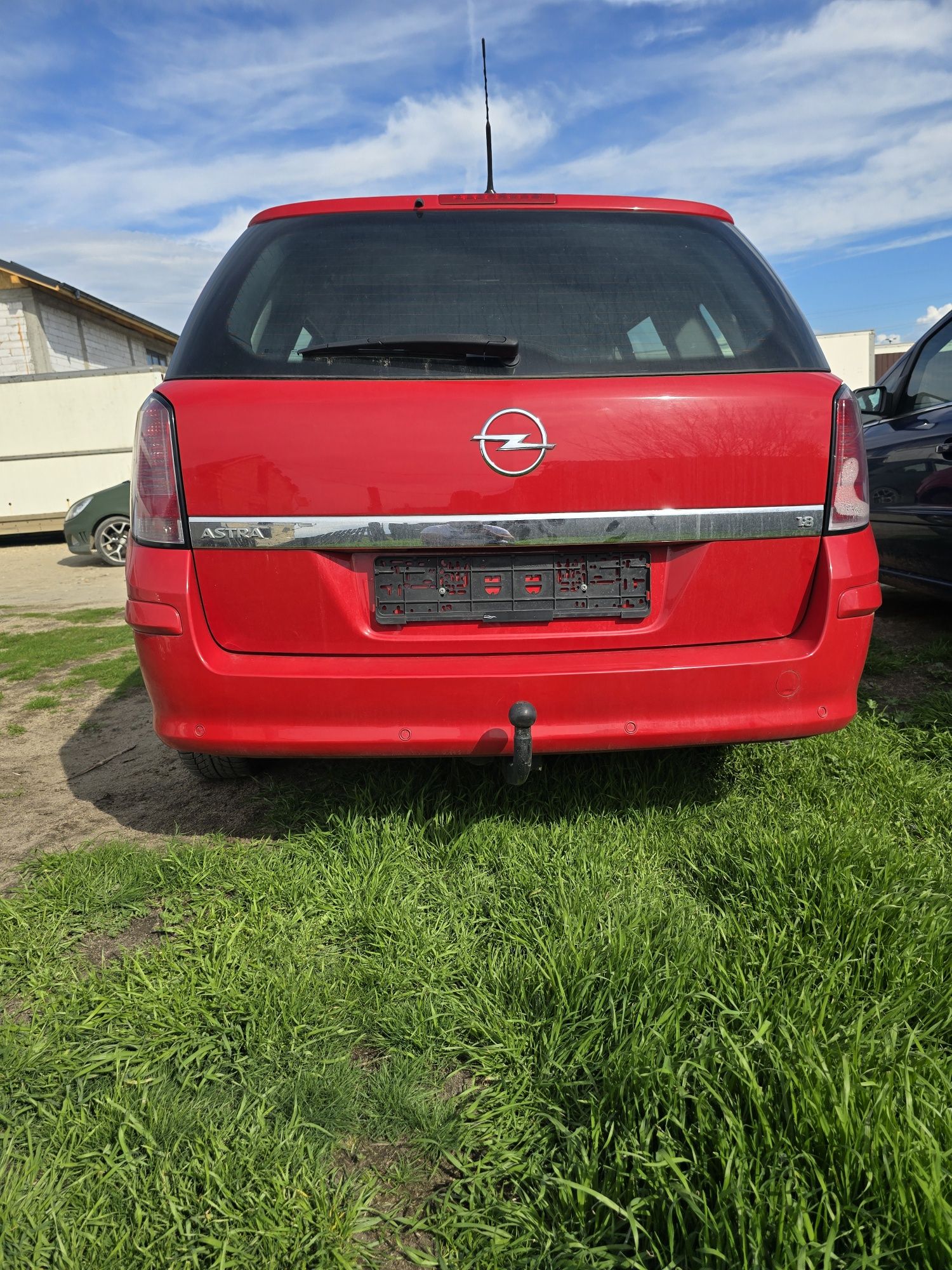 Carlig remorcare Opel Astra H break.