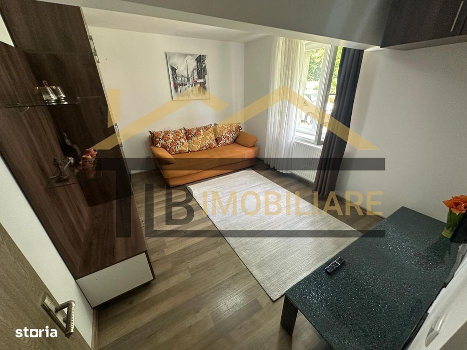 Apartament de 2 camere, decomandat, 53mp, parcare, Zona Foto