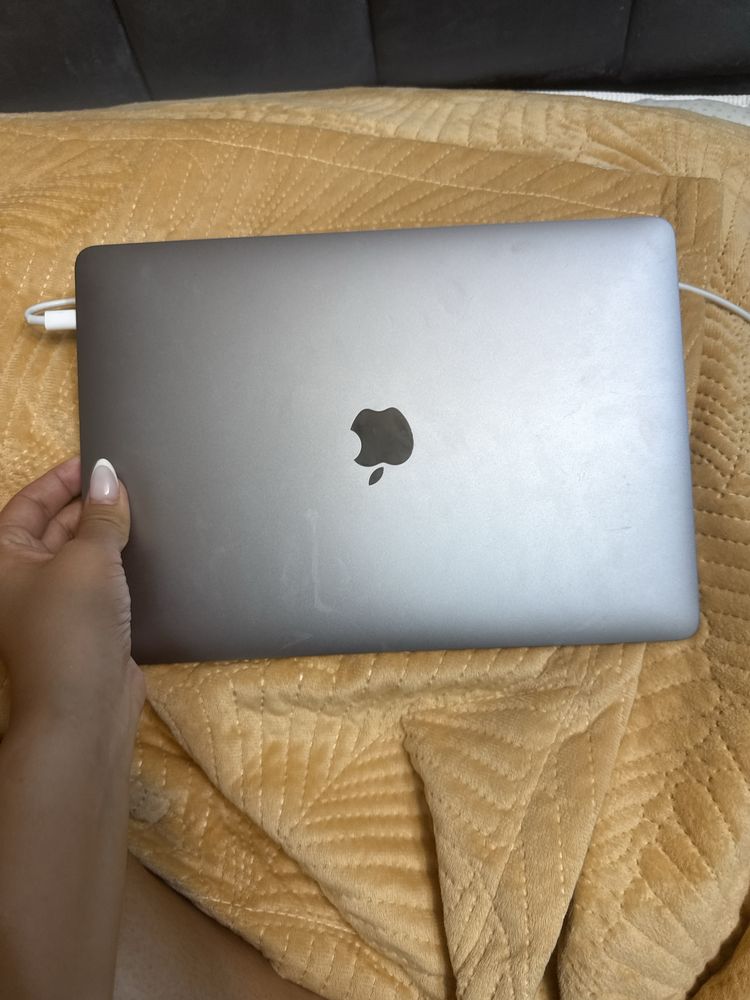 СРОЧНО Macbook air