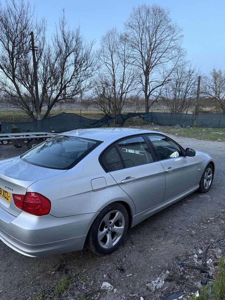 Dezmembrari, piese BMW seria 3 e90 2.0 diesel din anul 2011