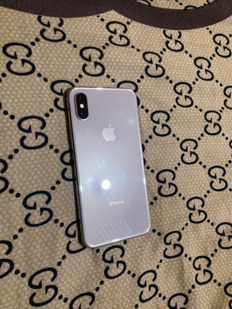 Iphone XS aybi yoq