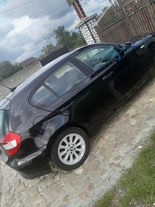 BMW SERIA 116i 2005