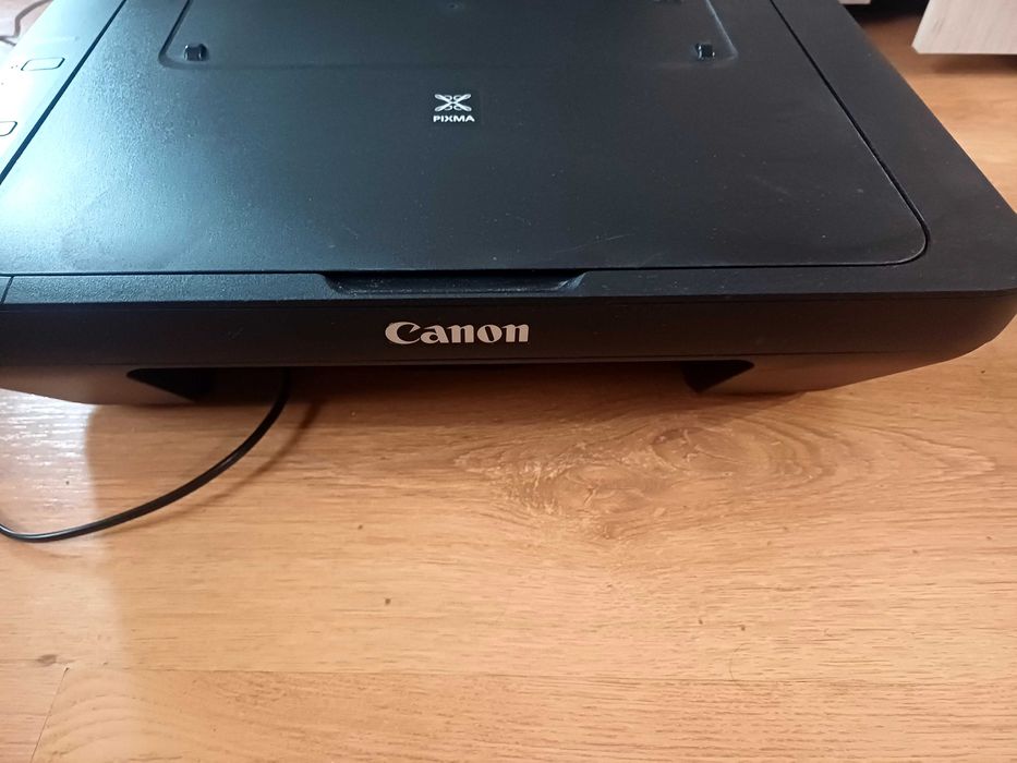 Продавам принтер