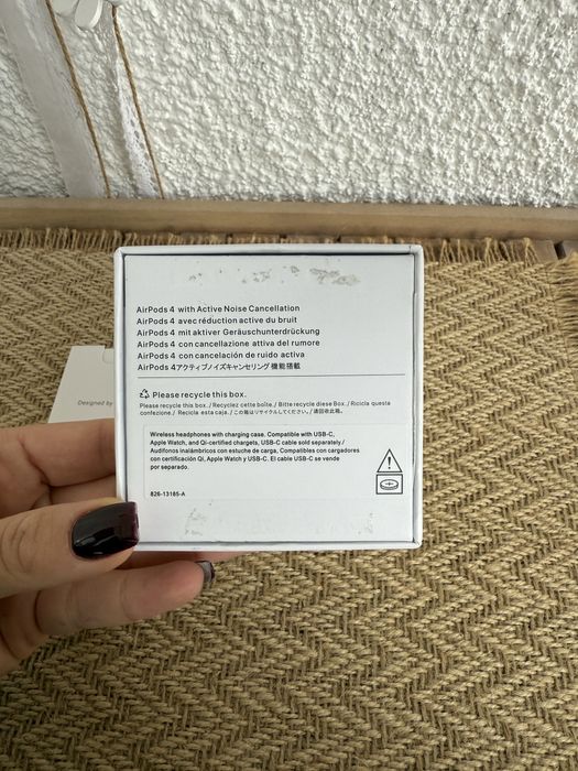 Apple Airpods 4 ОРИГИНАРНИ