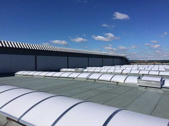 Luminatoare , Trape , iesiri pe acoperis , Velux,desfumari