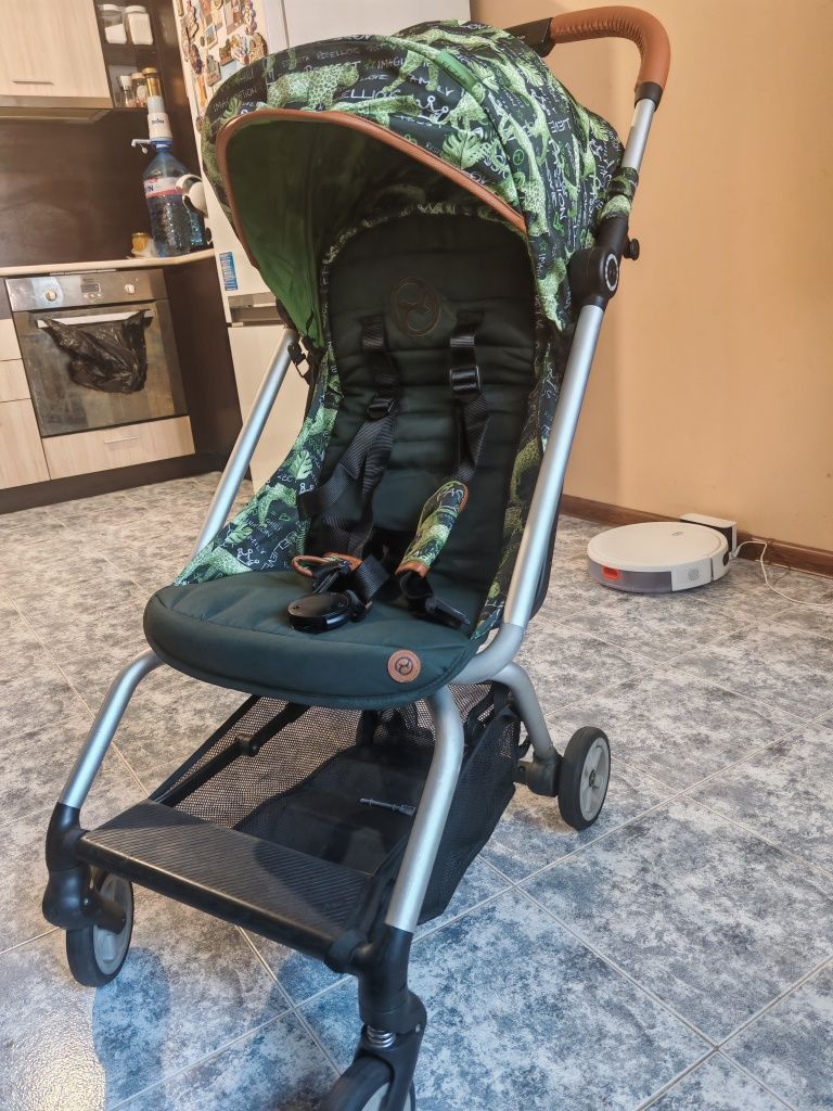лятна количка  Cybex Eezy S