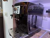 Cafetiera automata expressor DeLonghi
