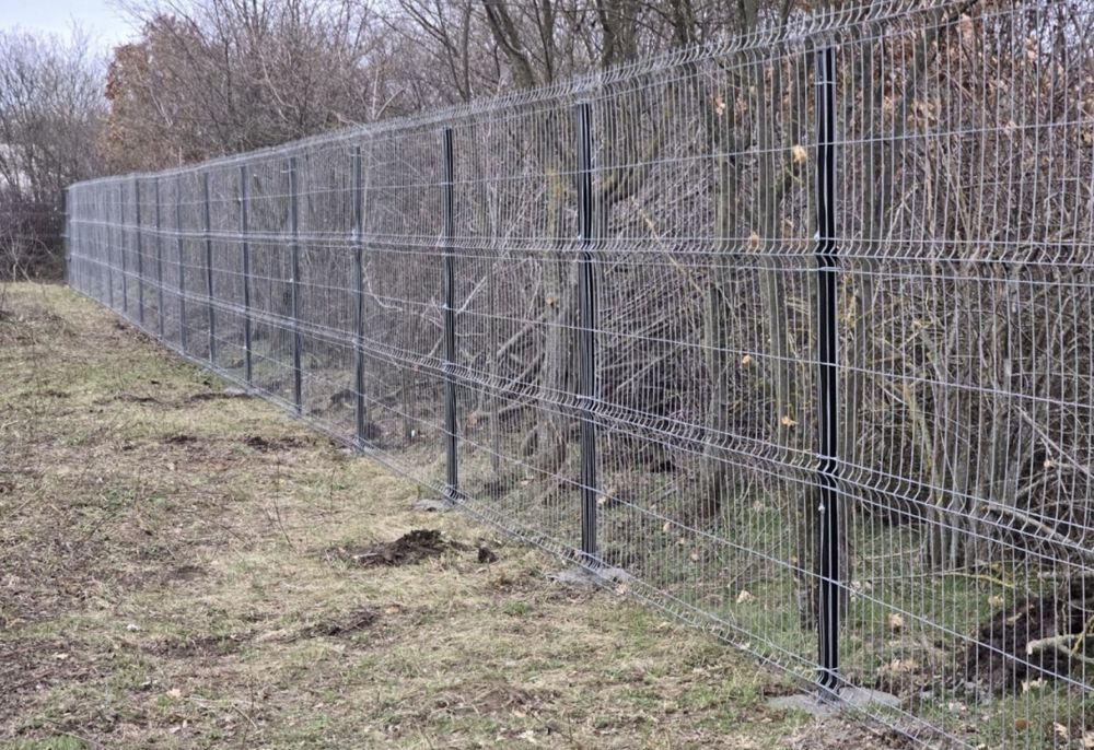 Garduri din plasa bordurata tabla cutata sipca metalica