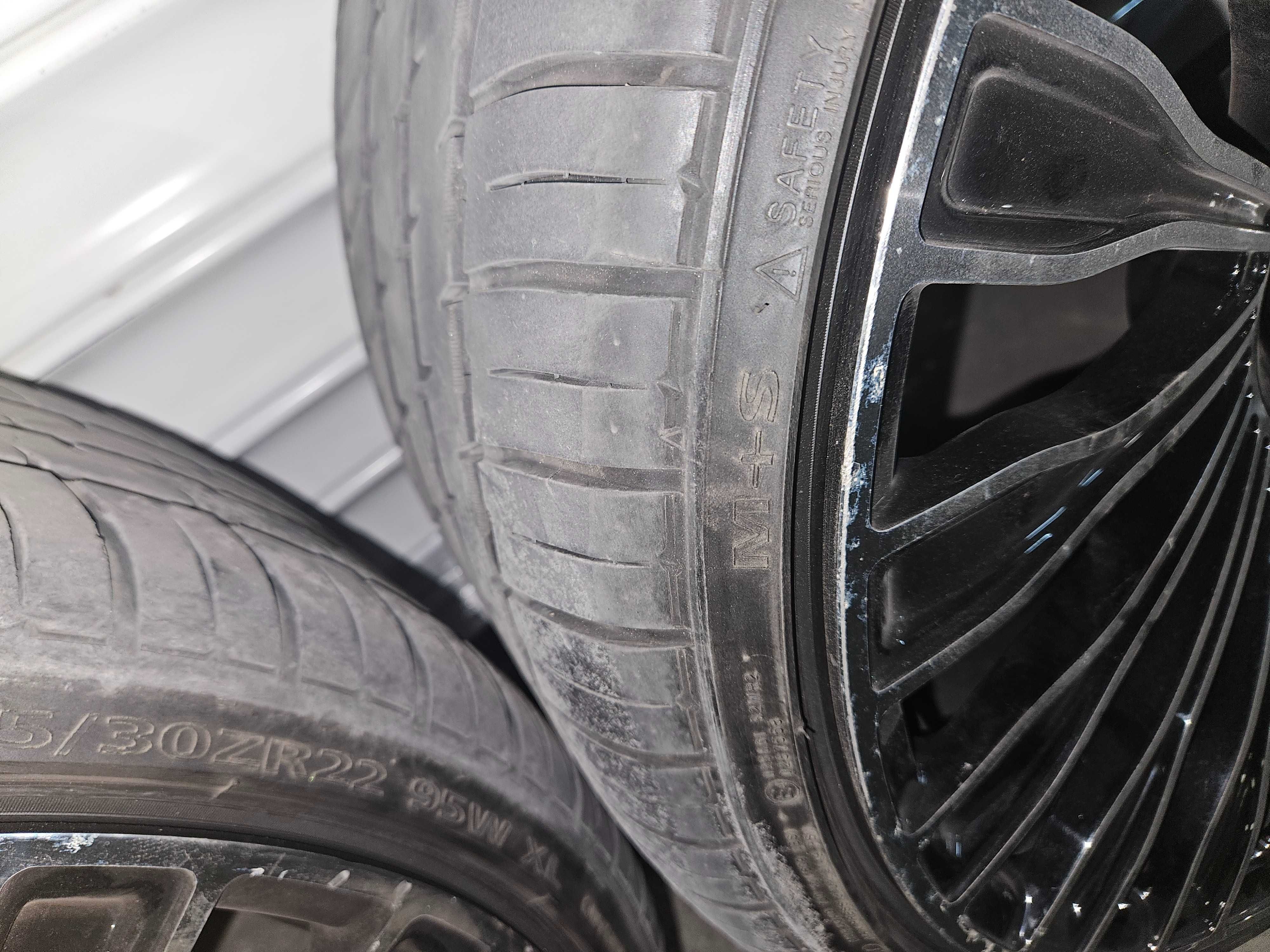 гуми с джанти 22 цола от мерцедес S550