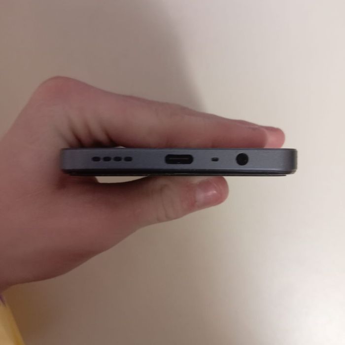 Реалме 50 продам