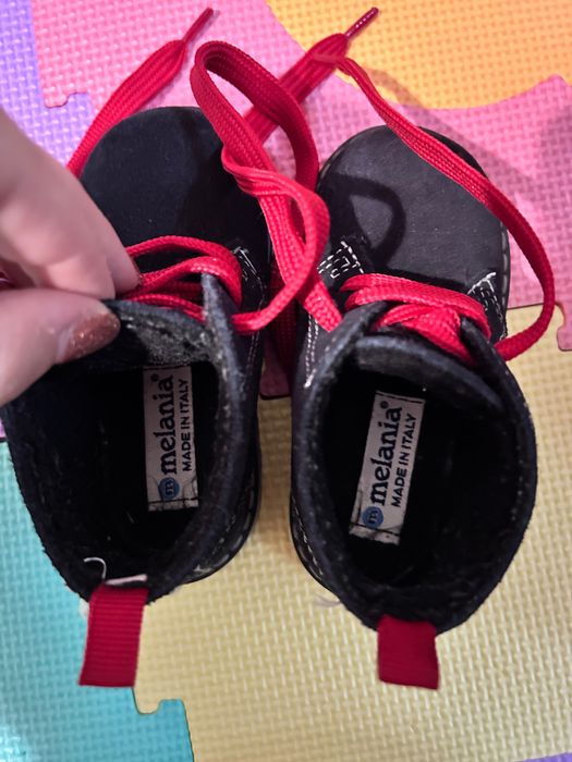 Нови детски боти melania