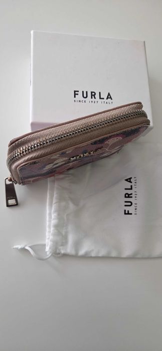 Портмоне Furla естествена кожа