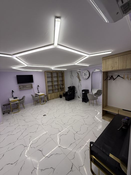 Сдам парикмахерскую