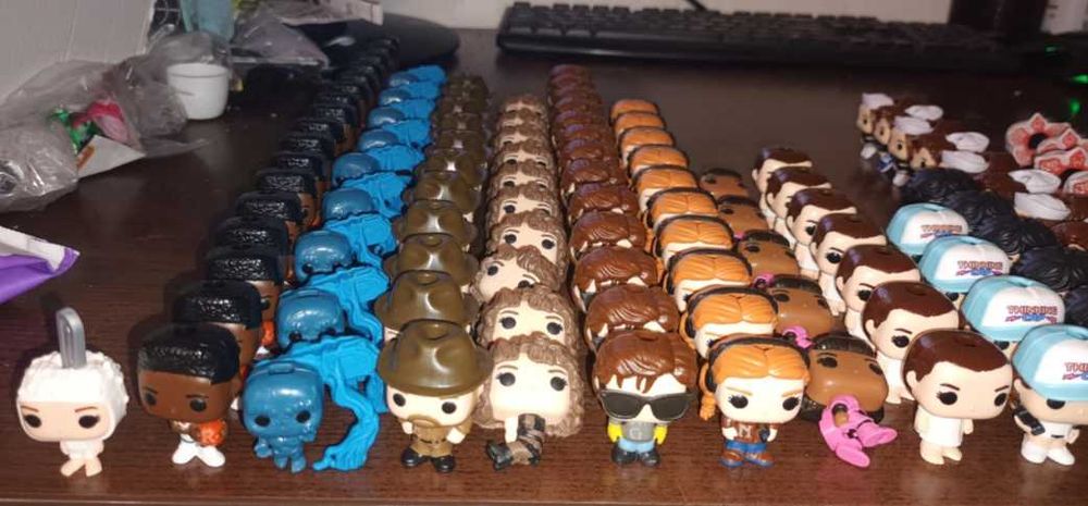 Фигурки Kinder Joy - Stranger Things / играчки