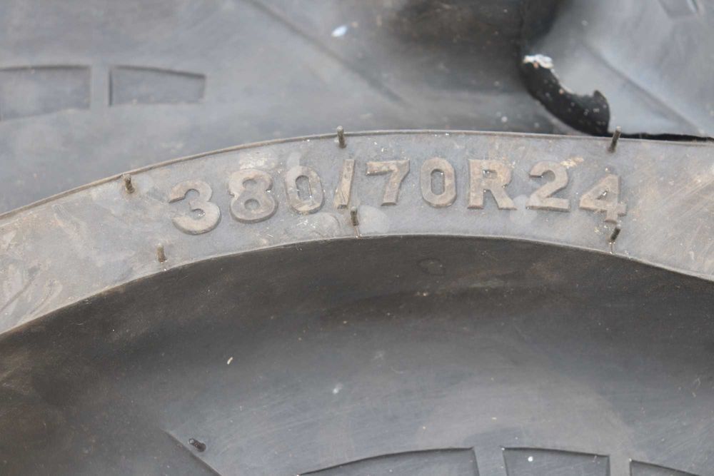 380/70R24 Cauciucuri Radiale Petlas de Tractor fata