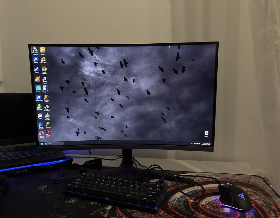 Monitor samsung 240hz g-sync curbat urgent
