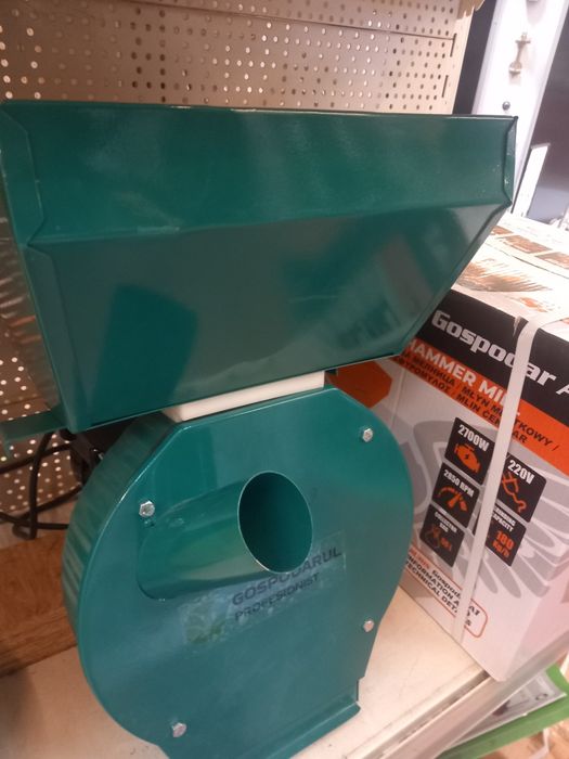 Vând mori de uruiala  și mălai noi