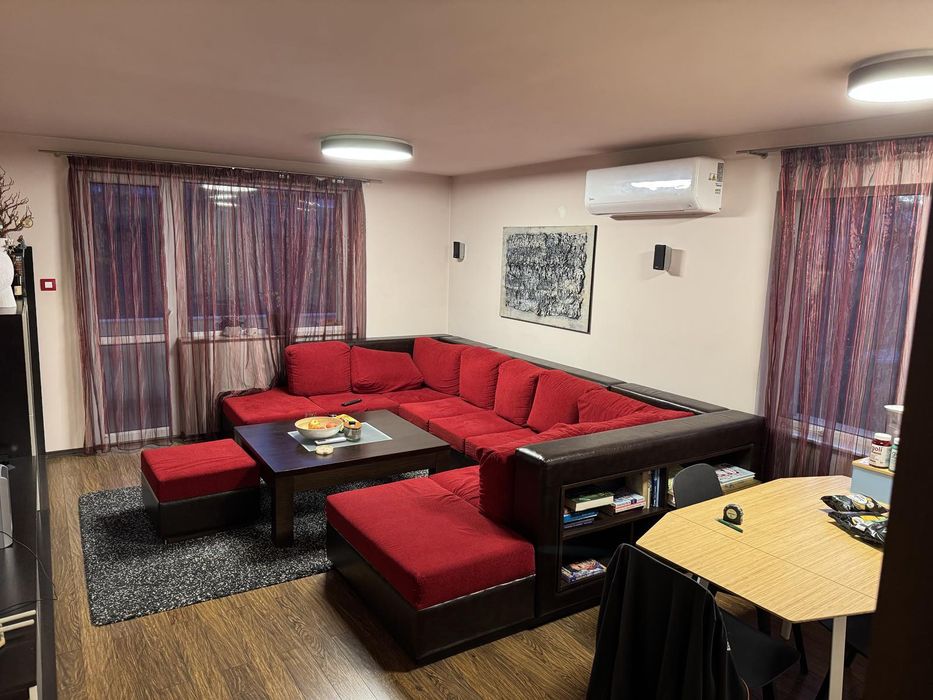 Диван / П-образна холна гарнитура