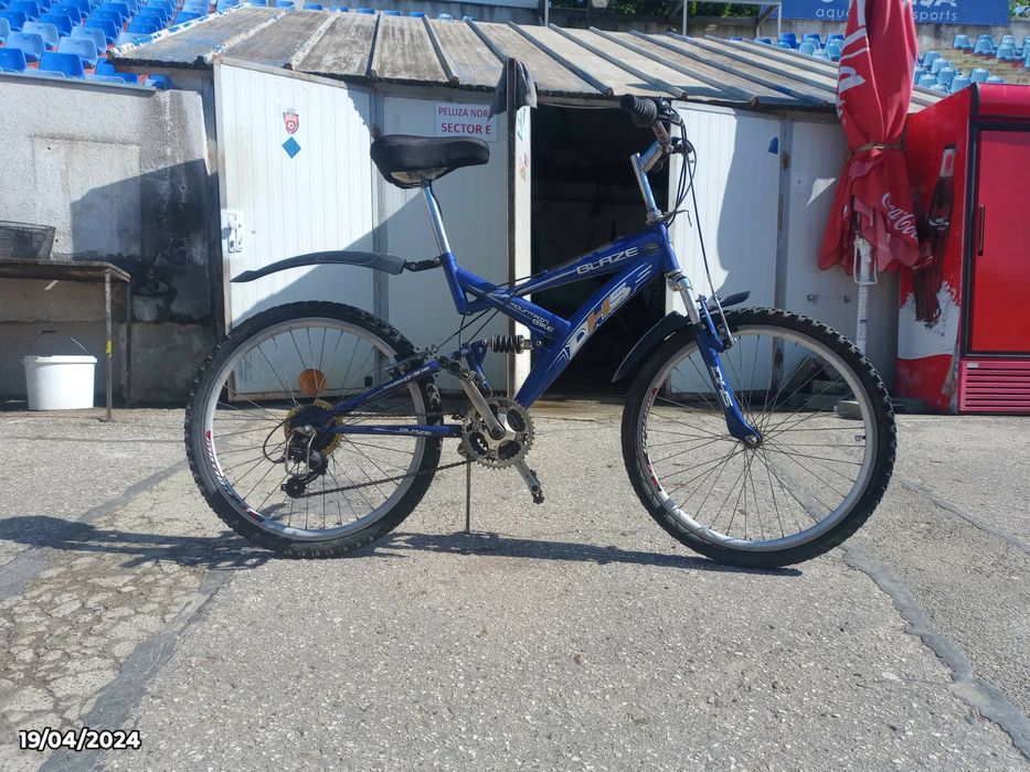 Vând bicicleta uzată
