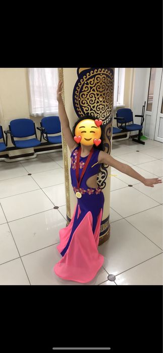 Танцевальное платье на девочку