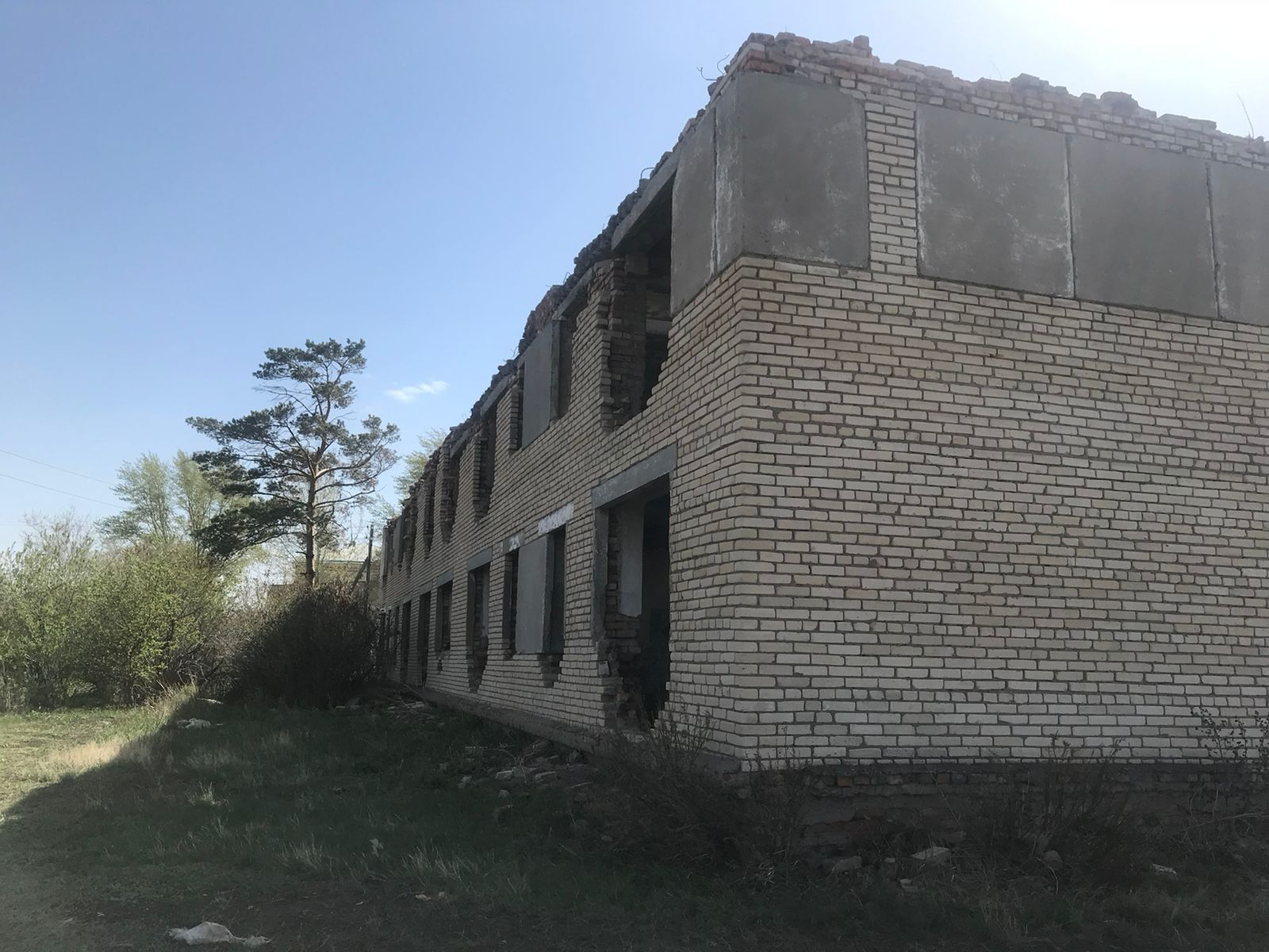 Продаётся здания на разбор