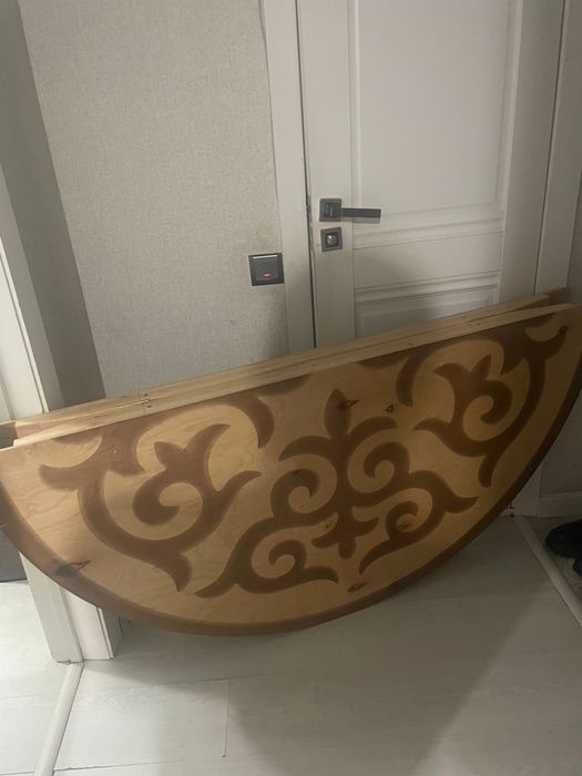 Жер стол 150см в отличном состоянии