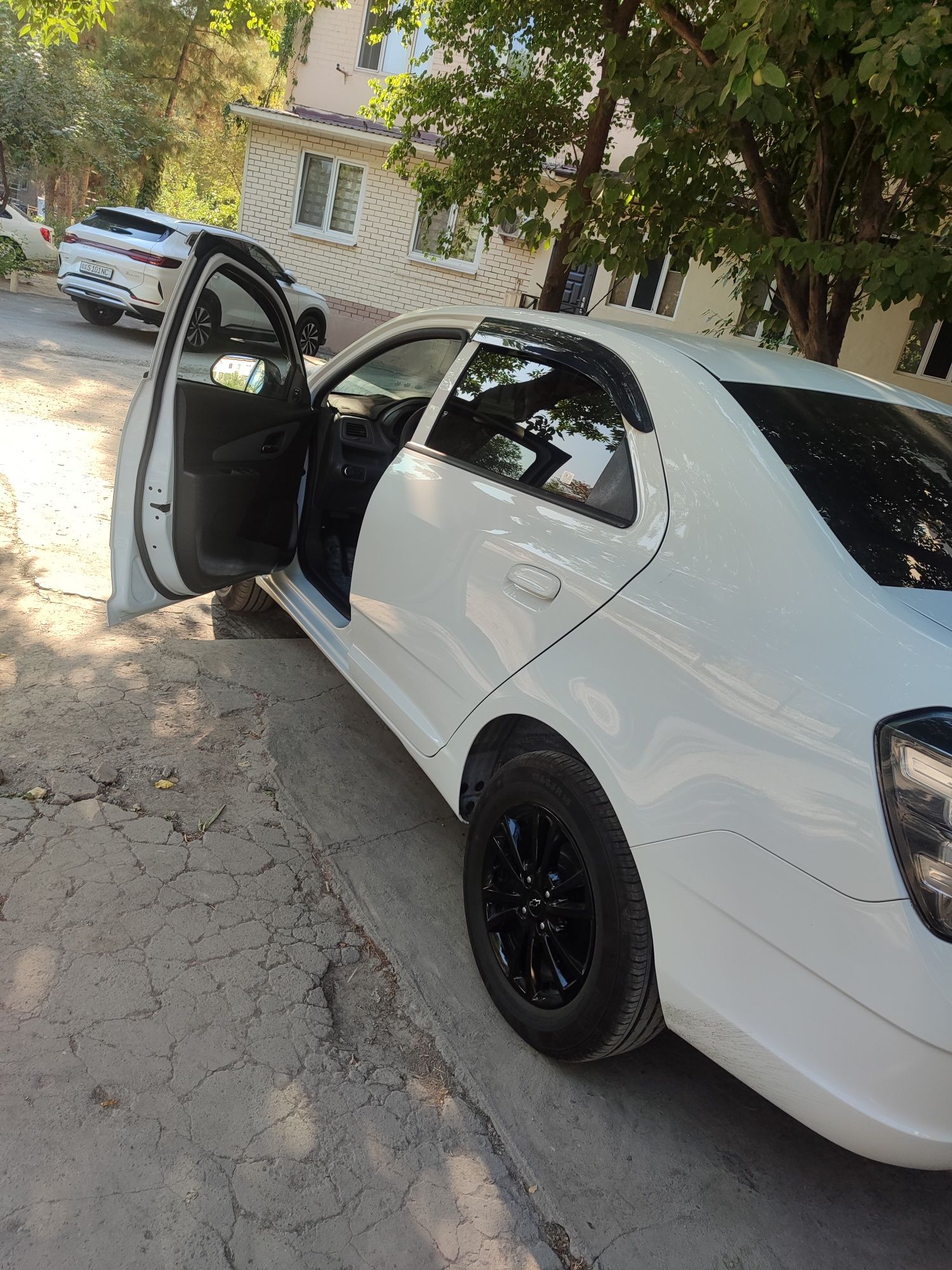 Mashina Cobalt ideal holat