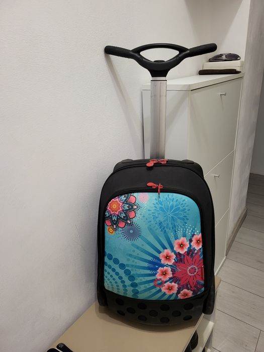 Ghiozdan troler Nikidom