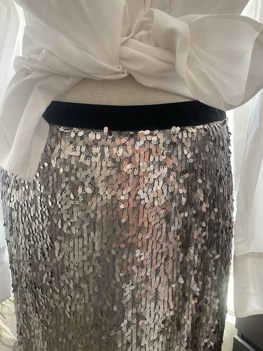 Fusta midi cu paiete