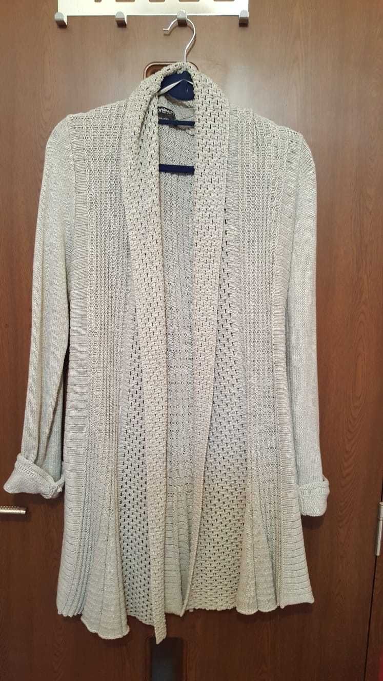 Vând cardigan gri, mărimea 40