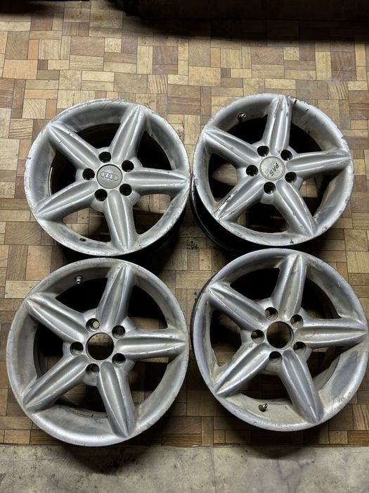 продам диски. ровные, не варенные. стояли на Тойоте Карине.