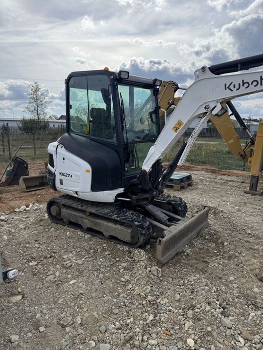 De vanzare miniexcavator kubota 2.7 tone