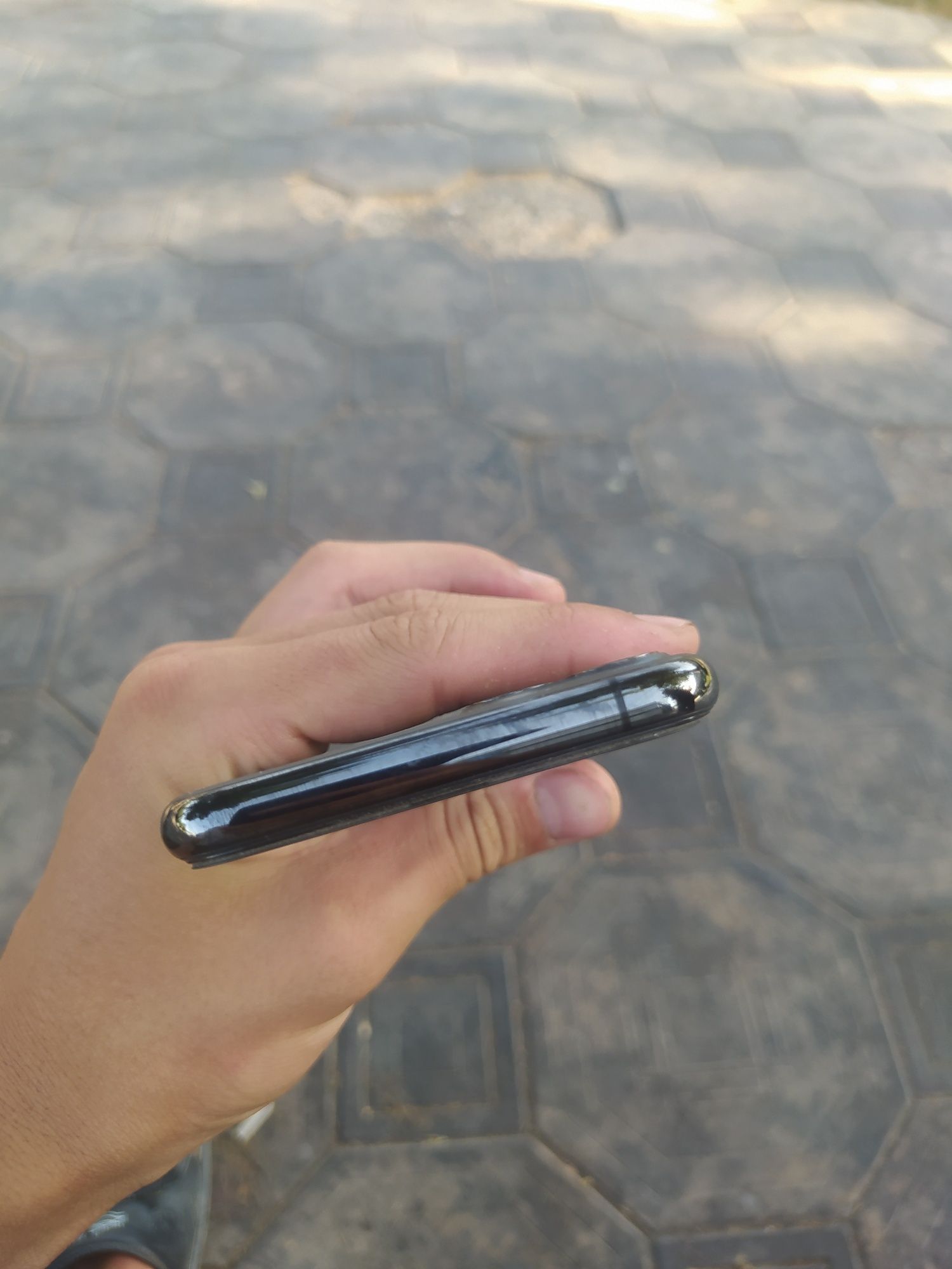 Iphone 11 pro ideal.Kar dok bor