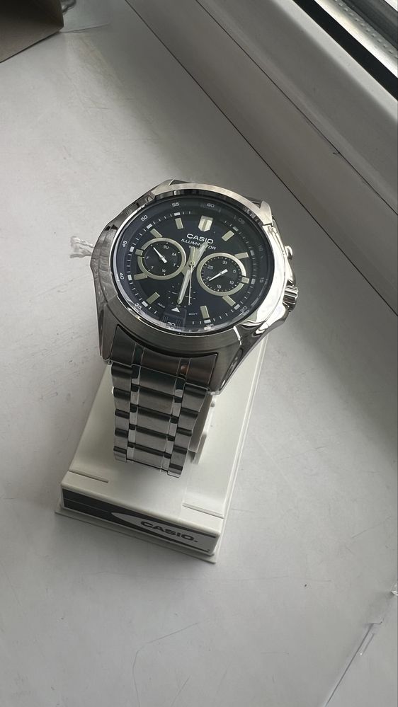 Продам часы Casio Illuminator WR50