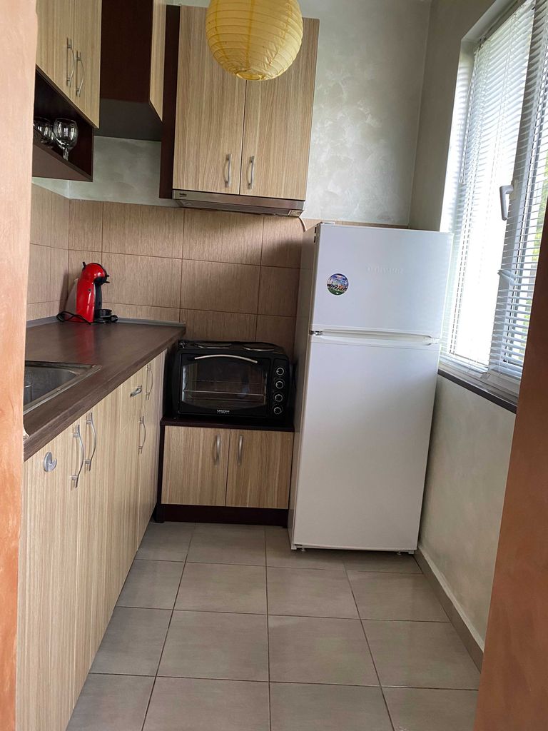 Дава се под наем Двустаен апартамент в Русе, Дружба 1 - 55 кв.м за 433.5 € - Снимка #4