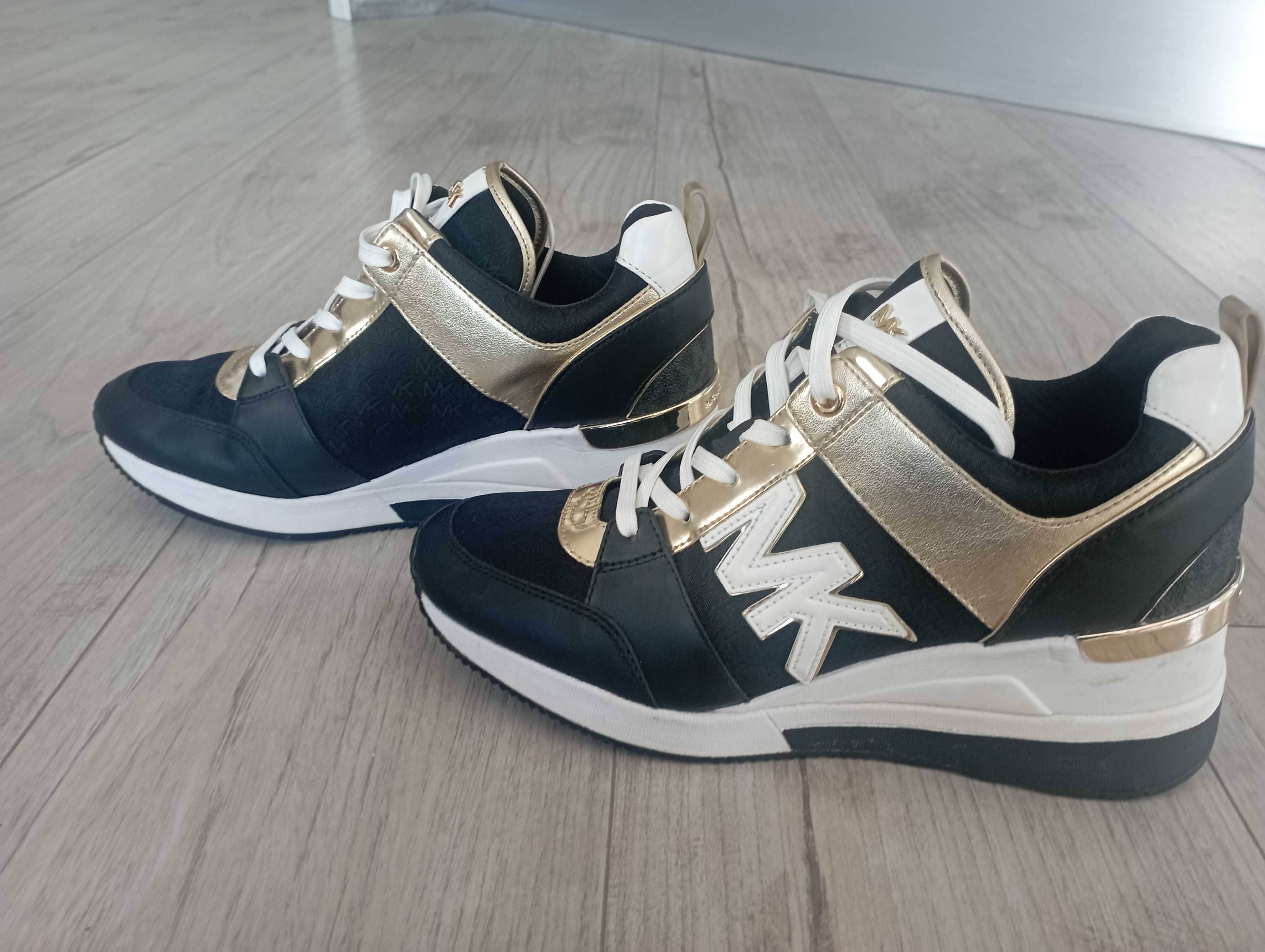 Michael Korrs Сникърси Georgie Trainer 43F1GEFS1L Черен