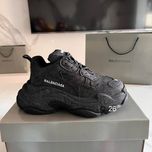 BALENCIAGA TRIPLE S, Calitate Premium, Icarus Brands