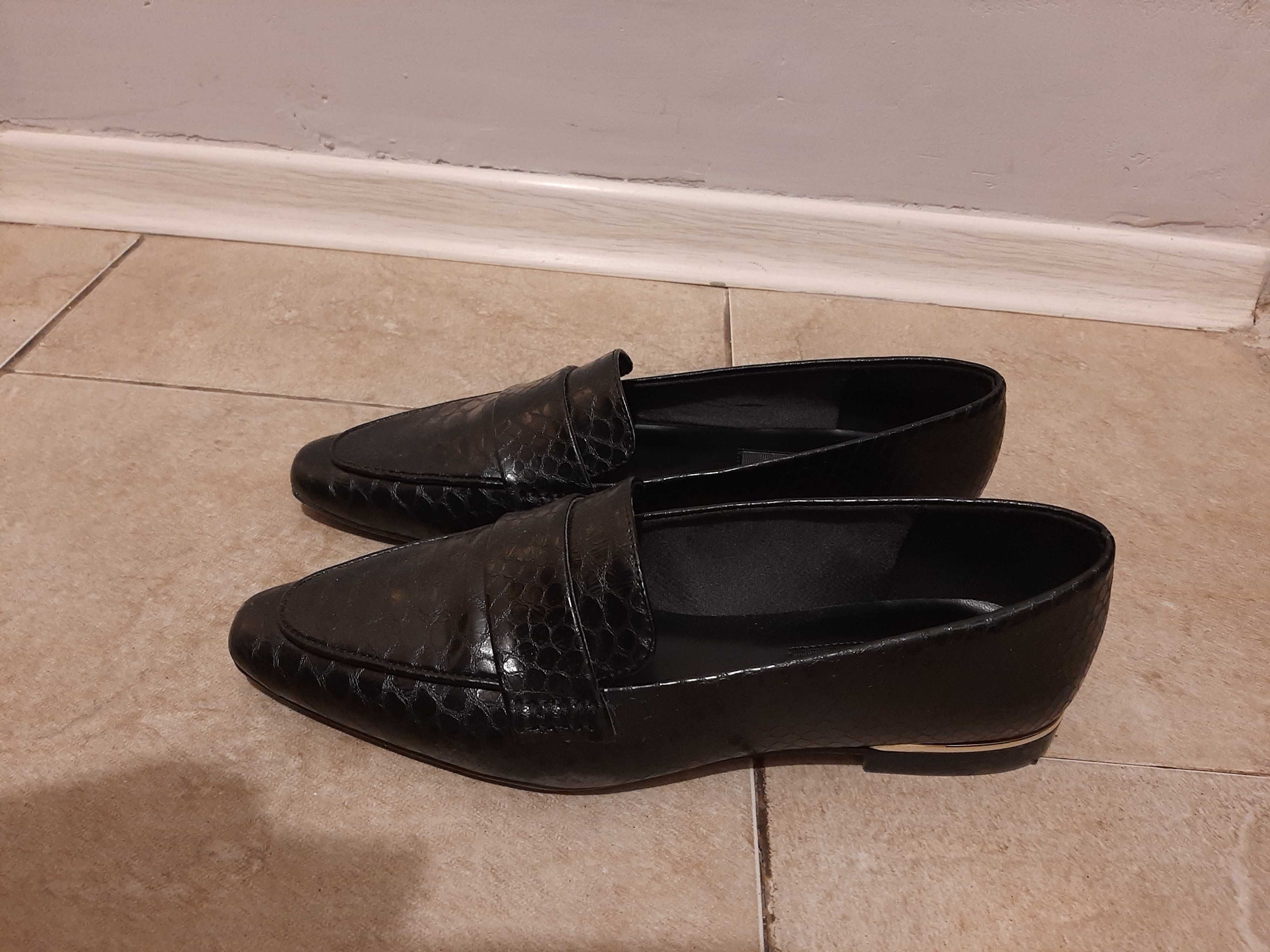 Mango/Манго черни обувки
