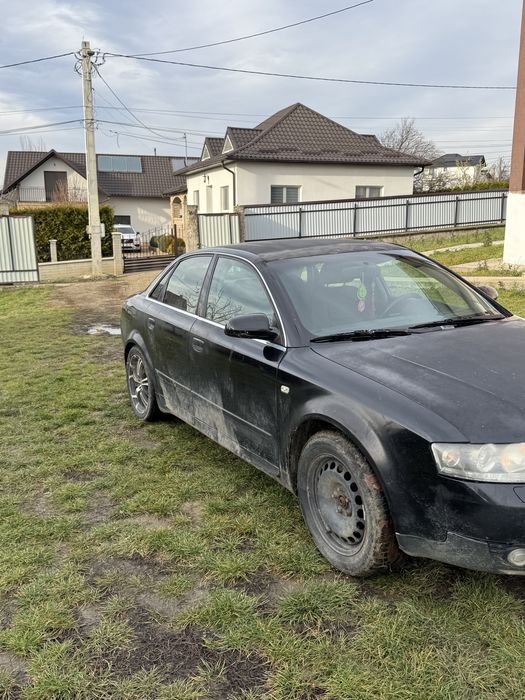 Vand audi A4 cu motor de 2,5
