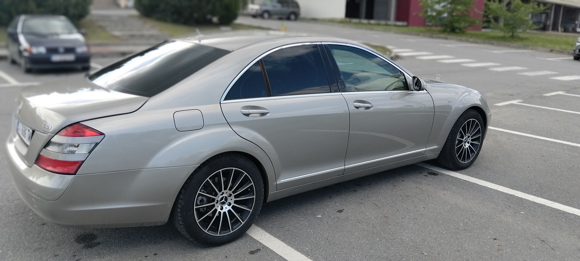 Mercedes benz S320