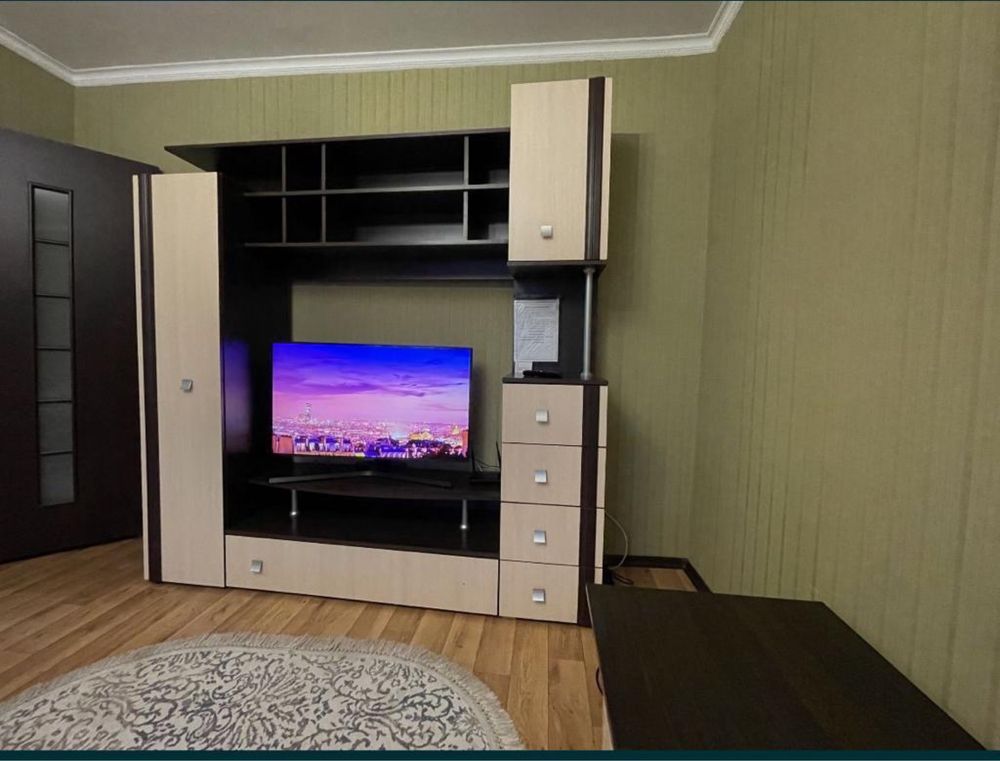 Продам тв стенку