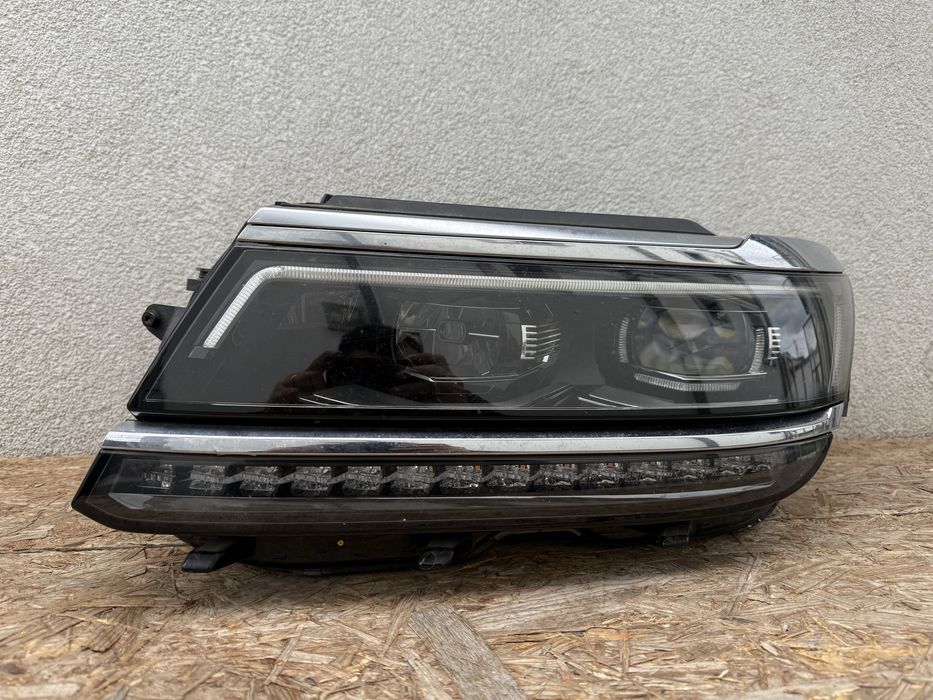 Far stanga VW Tiguan 2 Full LED Original Europa