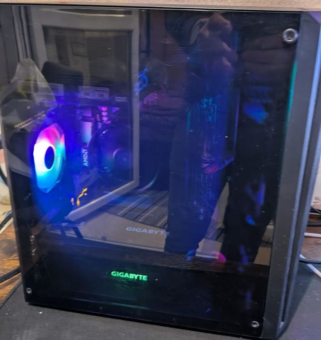 Unitate completa PC Office Gaming Multimedia Ryzen 5 3600 + 5700 XT