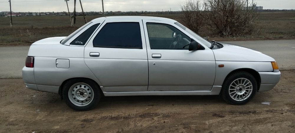 Продам ваз 2110,