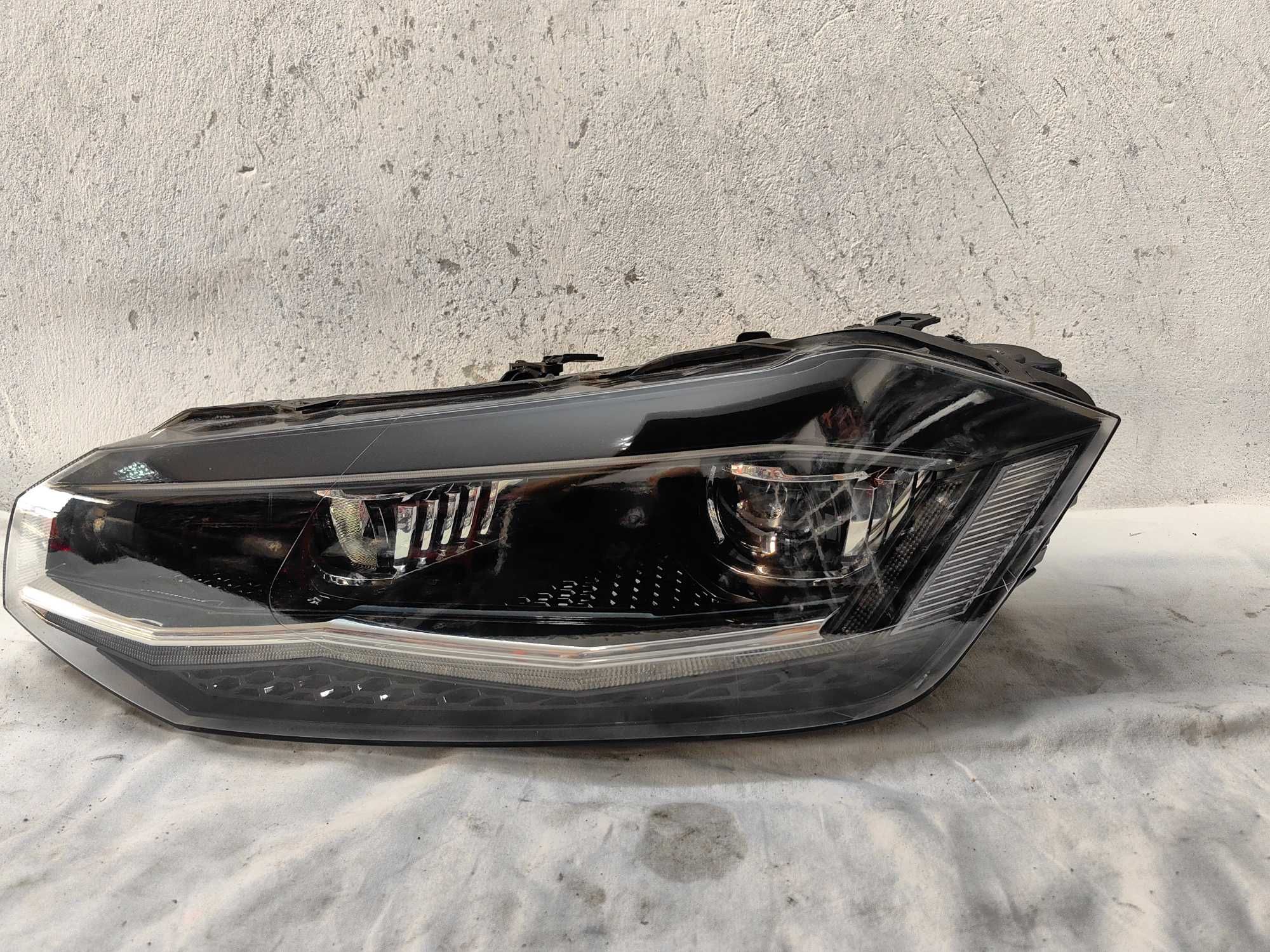 Оригинален фар Vw Polo Full Led